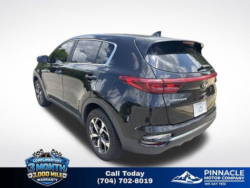 Used 2021 Kia Sportage LX w/ LX Fwd Popular Package image 7