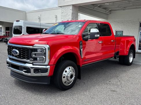 Used 2023 Ford F450 Lariat w/ Lariat Ultimate Package AWD/4WD image 23