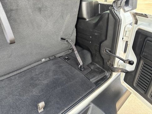 Used 2024 Jeep Wrangler Sport AWD/4WD image 36