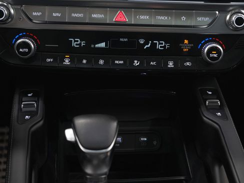 Used 2024 Kia Telluride SX Prestige X-Pro image 23