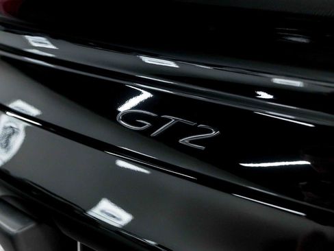 Used 2002 Porsche 911 GT2 RWD image 25