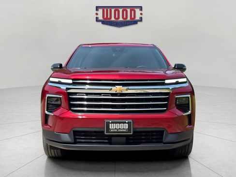 New 2026 Chevrolet Traverse LT w/ LPO, Floor Liner Package AWD/4WD image 5