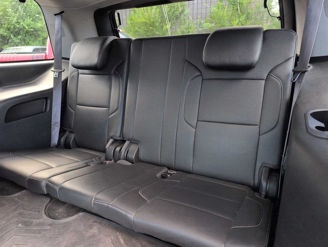 Used 2017 GMC Yukon SLT w/ Open Road Package AWD/4WD image 9