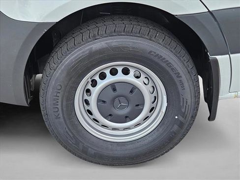 New 2026 Mercedes-Benz Sprinter 2500 image 10