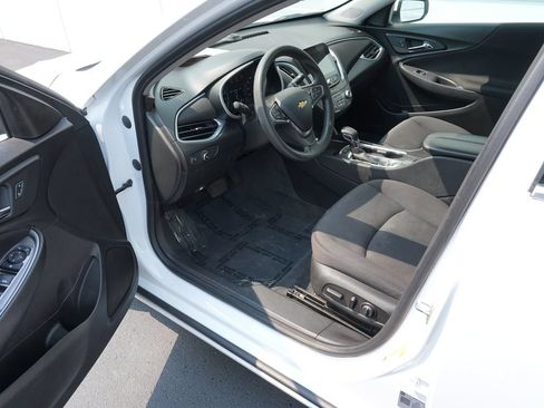 Used 2023 Chevrolet Malibu LT w/ Driver Confidence Package FWD image 13