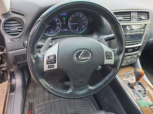 Used 2013 Lexus IS 250 w/ Premium Pkg Value Edition RWD image 13