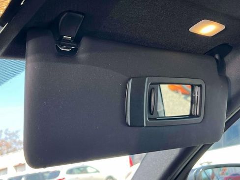 Used 2022 BMW 330i xDrive Sedan w/ Premium Package 2 image 39