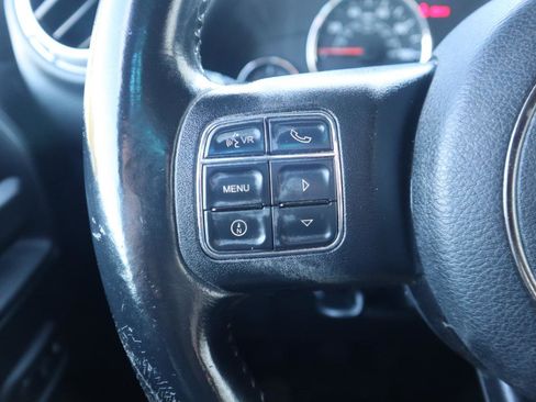 Used 2014 Jeep Wrangler Unlimited Rubicon w/ Connectivity Group AWD/4WD image 62