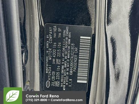 Used 2010 Hyundai Genesis 3.8 image 31