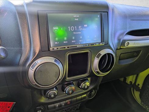 Used 2016 Jeep Wrangler Unlimited Sport AWD/4WD image 17