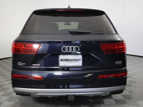 Used 2017 Audi Q7 3.0T Premium Plus w/ Premium Plus Package AWD/4WD image 3