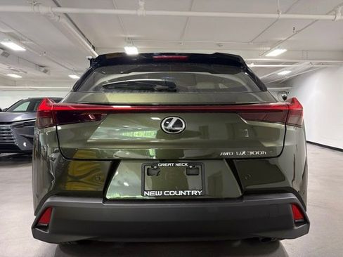 New 2026 Lexus UX 300h AWD image 5