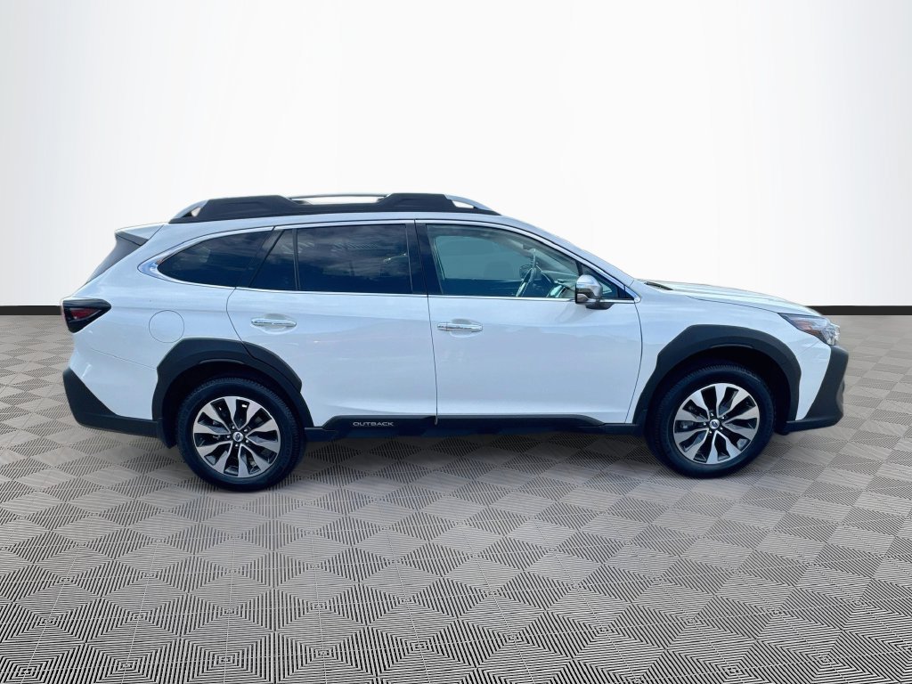 Certified 2024 Subaru Outback Touring AWD/4WD image 33
