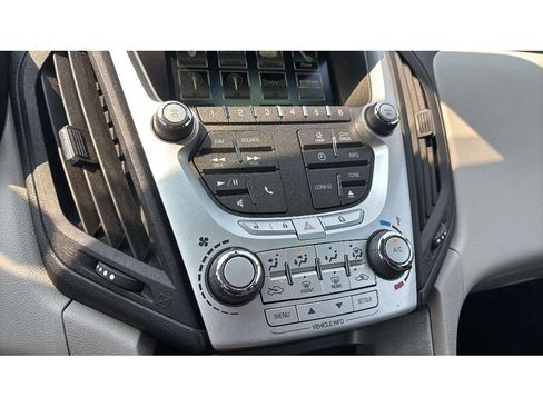 Used 2014 Chevrolet Equinox LT w/ Driver Convenience Package AWD/4WD image 19