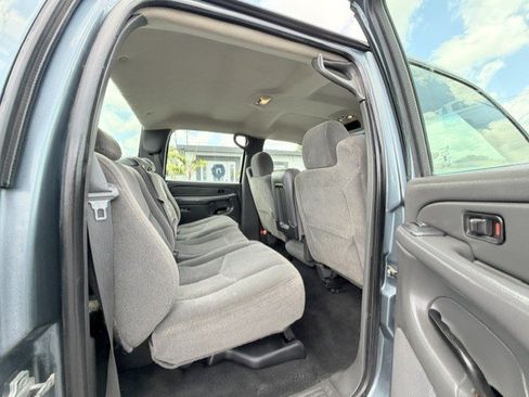 Used 2006 Chevrolet Silverado 1500 LS w/ Chrome Exterior Package RWD image 16