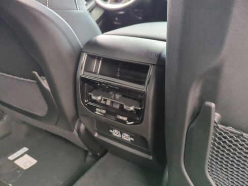 New 2025 Jeep Grand Cherokee Laredo X image 31