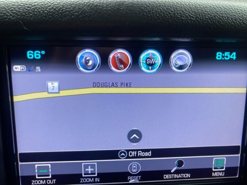 Used 2020 GMC Yukon Denali w/ Denali Premium Package image 16