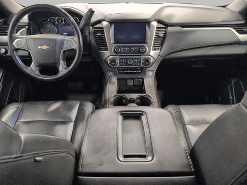 Used 2019 Chevrolet Suburban LT AWD/4WD image 6