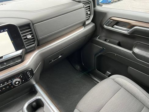 Used 2024 Chevrolet Silverado 1500 RST AWD/4WD image 30