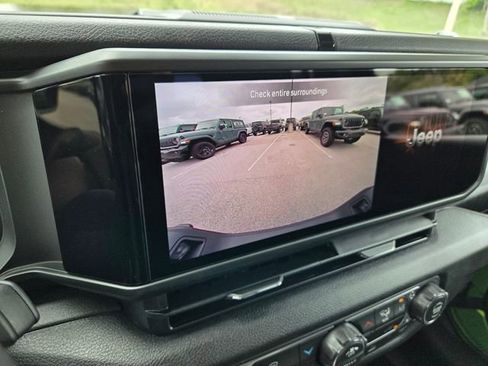 New 2026 Jeep Gladiator Sport image 31