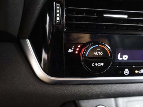 Used 2021 Nissan Rogue SV w/ Premium Package AWD/4WD image 49