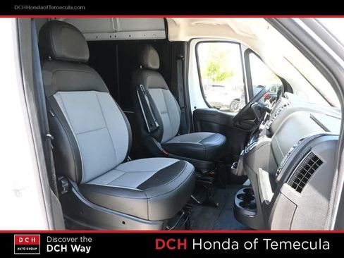Used 2026 RAM ProMaster 2500 w/ Convenience Group FWD image 19