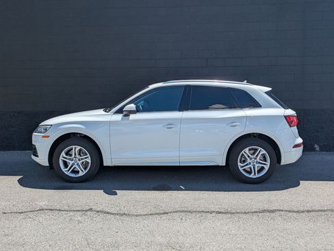 Used 2018 Audi Q5 2.0T Premium w/ Convenience Package AWD/4WD image 8