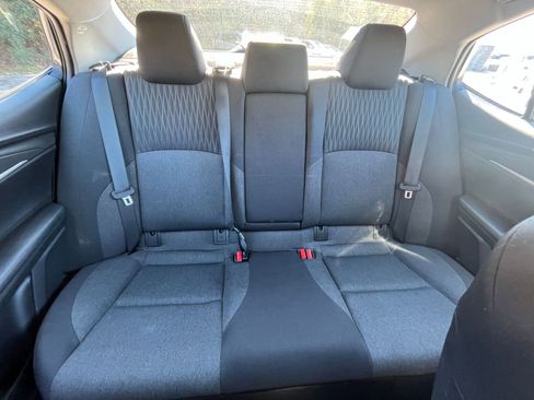 Used 2025 Toyota Camry LE image 33