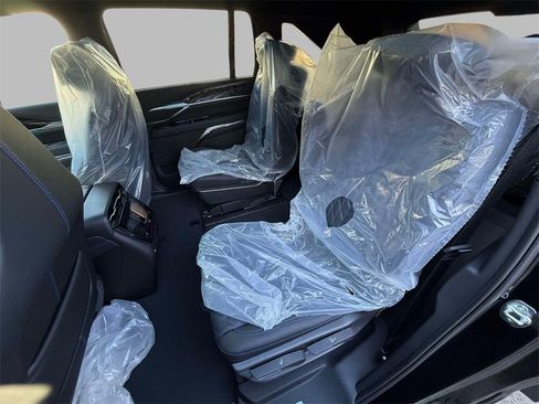 New 2025 Cadillac Escalade IQ Luxury 1 image 13