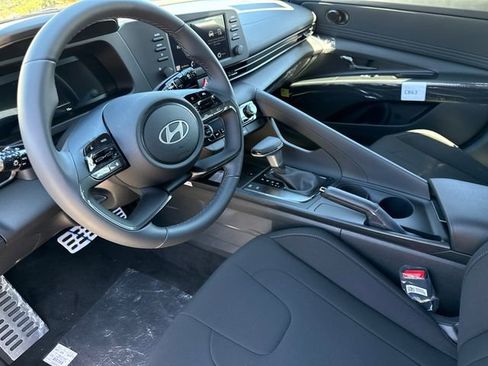 New 2026 Hyundai Elantra Sport FWD image 19