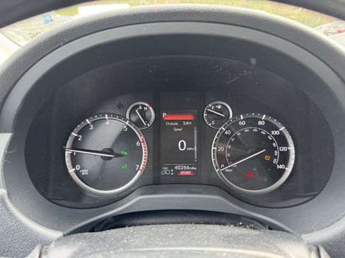 Used 2023 Lexus GX 460 Luxury image 8