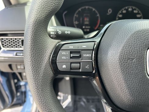 Certified 2026 Honda Civic LX image 25