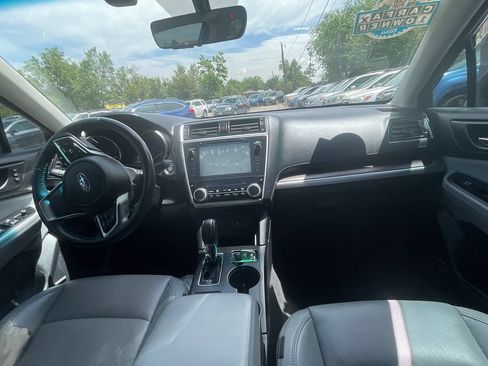 Used 2018 Subaru Outback 2.5i Limited AWD/4WD image 17