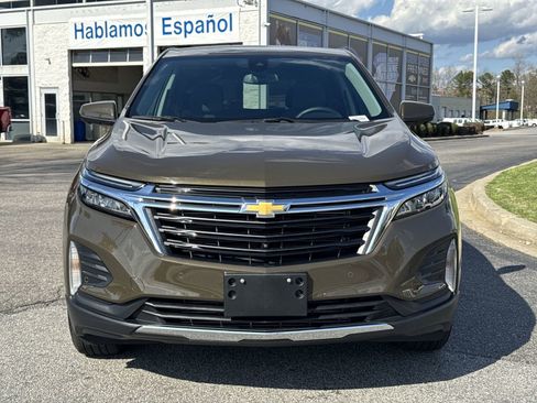 Used 2024 Chevrolet Equinox LT image 3