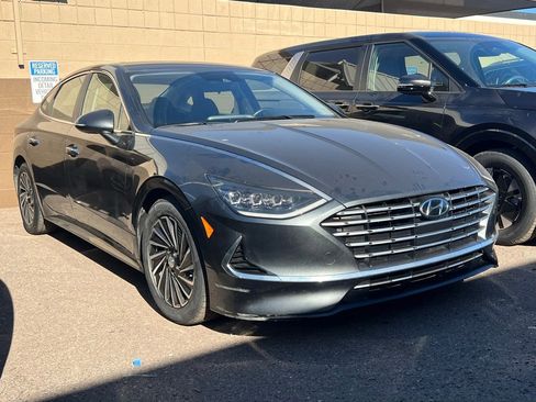 Certified 2023 Hyundai Sonata SEL image 2