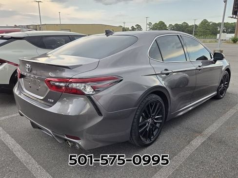 Used 2022 Toyota Camry XSE FWD image 4