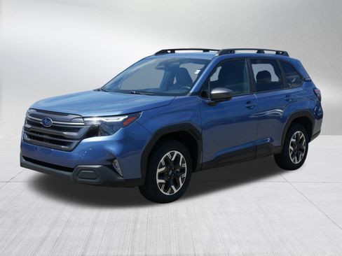 Used 2025 Subaru Forester Premium AWD/4WD image 3