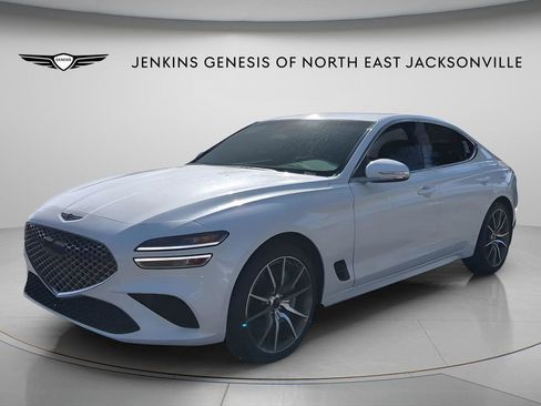 Used 2025 Genesis G70 2.5T RWD image 7