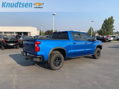 Used 2022 Chevrolet Silverado 1500 ZR2 w/ Technology Package AWD/4WD image 7