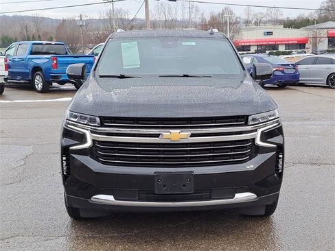 Used 2024 Chevrolet Suburban LT image 8