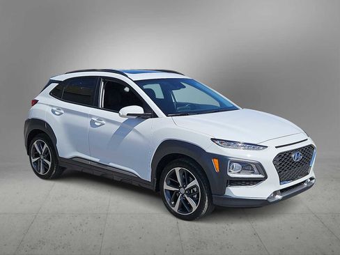 Certified 2021 Hyundai Kona Limited w/ Cargo Package image 2