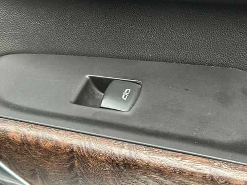 Used 2020 GMC Sierra 3500 Denali w/ Denali Ultimate Package image 21