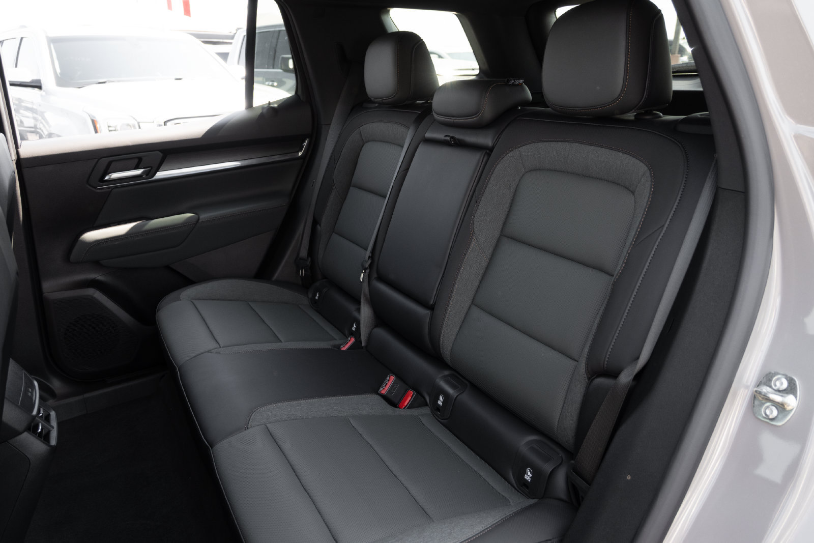 New 2026 GMC Terrain AT4 AWD/4WD image 40