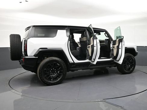 Used 2026 GMC Hummer EV SUV AWD/4WD image 33