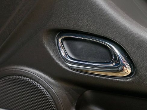 Used 2010 Chevrolet Camaro SS RWD image 38