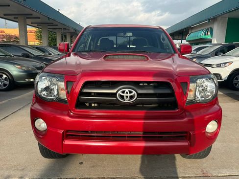 Used 2011 Toyota Tacoma PreRunner w/ TRD Sport Pkg RWD image 9
