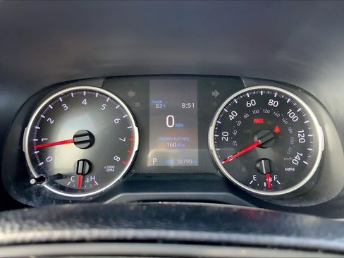 Used 2021 Toyota RAV4 LE FWD image 25