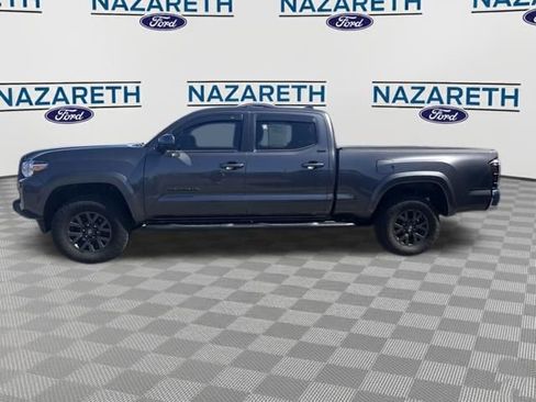 Used 2023 Toyota Tacoma SR5 AWD/4WD image 4