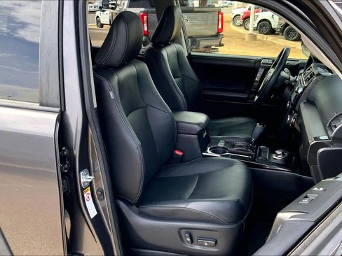 Used 2019 Toyota 4Runner Limited image 8