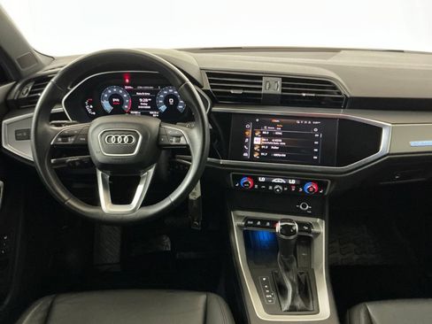 Used 2022 Audi Q3 2.0T Premium Plus w/ Premium Plus Package AWD/4WD image 9